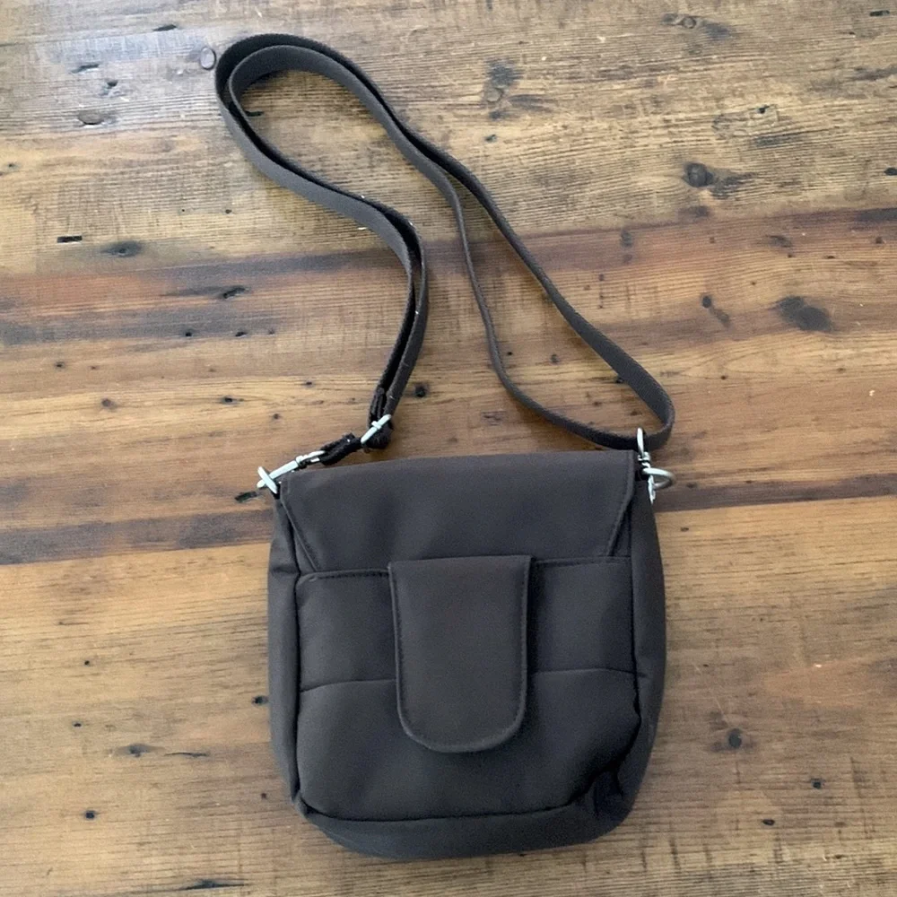 Travelon Anti Theft Mini Brown Crossbody Bag Travel Nylon